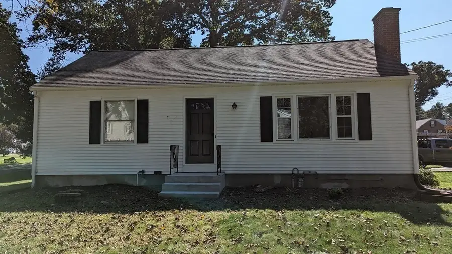 4 Crescent St, East Longmeadow, MA 01028 - Image #2