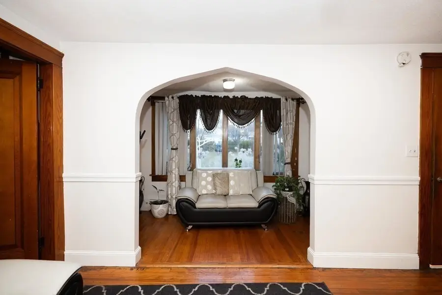 54 Plainfield Ave, Shrewsbury, MA 01545 - Image #3