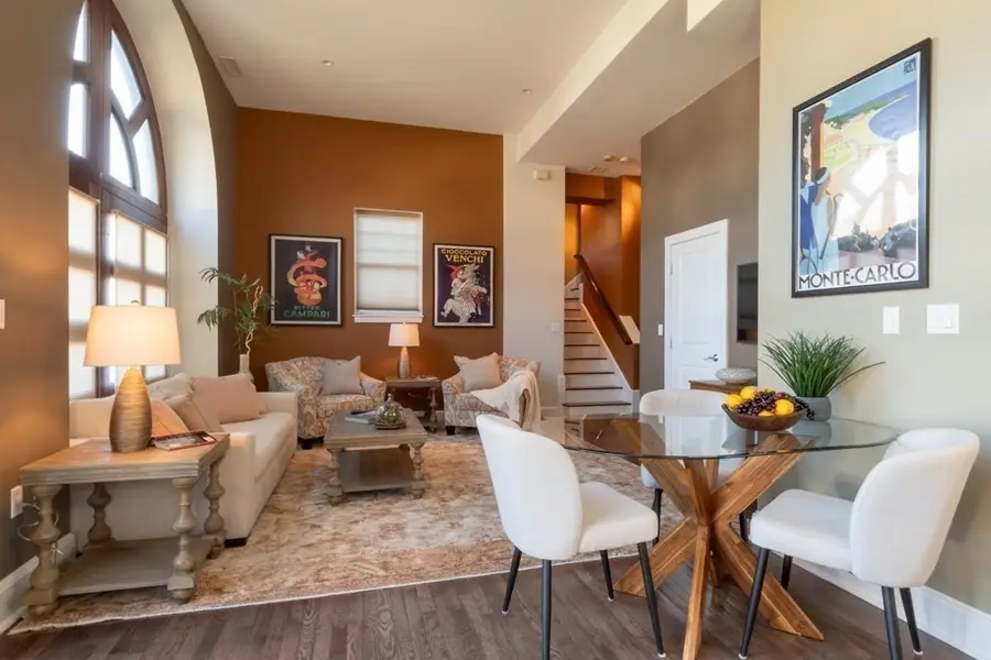 182 Walnut Street #1, Wellesley, MA 02481 - Image #2