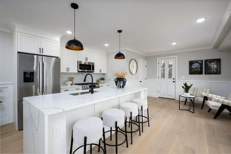 11 Aldersey #B, Somerville, MA 02143 - Image #3