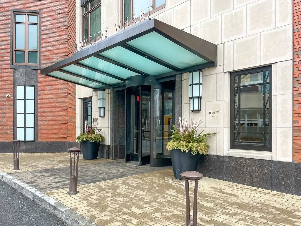 100 Lovejoy Wharf #5Q, Boston, MA 02114 - #1