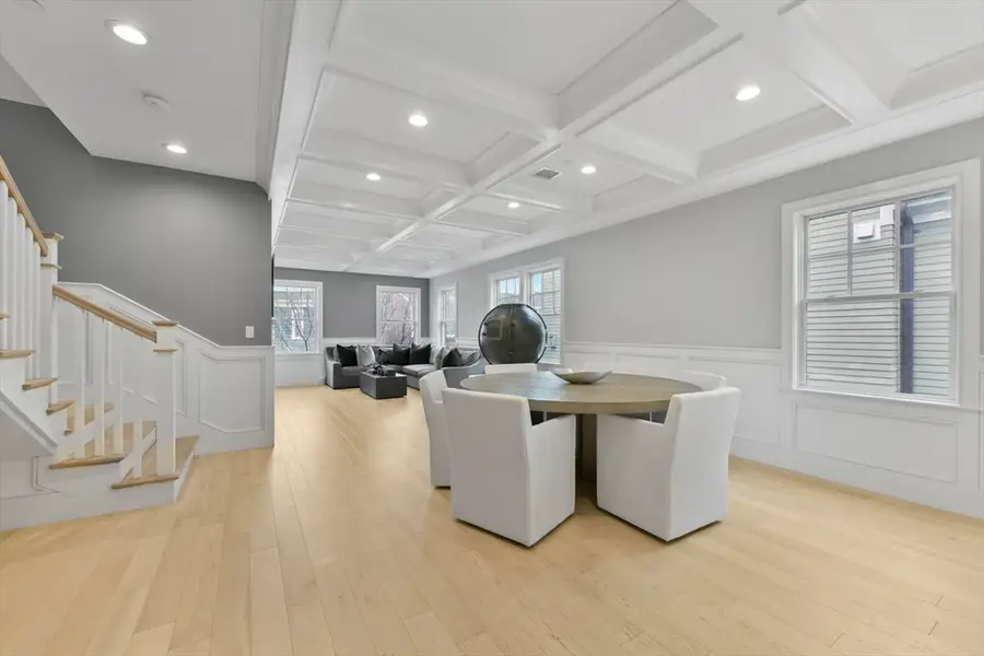 613 E 6th St #3, Boston, MA 02127 - #2