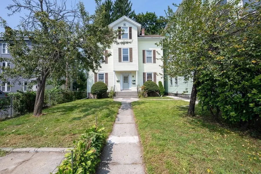 9-11 Dover St, Worcester, MA 01609 - #3