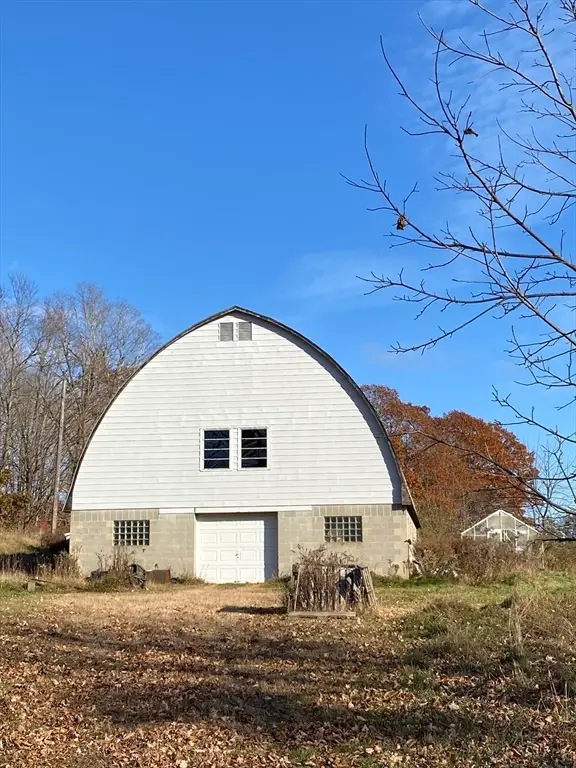 204 East Street, Petersham, MA 01366 - Image #2