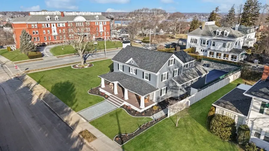 208 Florence St, Fall River, MA 02720 - Image #2