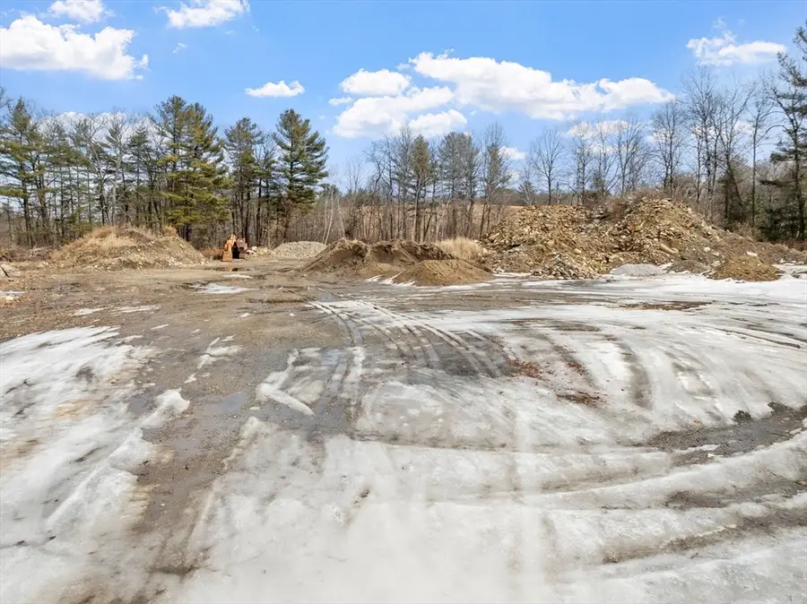 4 Spectacle Pond Rd, Littleton, MA 01460 - Image #3