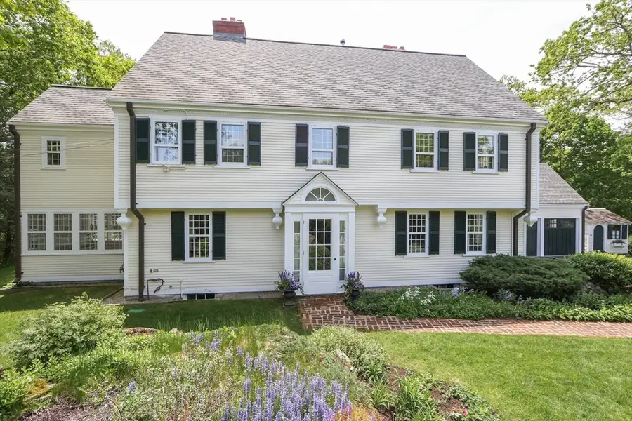 42 Edmunds Road, Wellesley, MA 02481 - Image #2