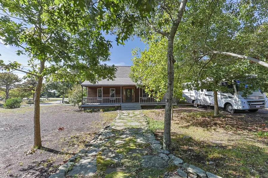 2 Aldrich Rd, Truro, MA 02666 - Image #2