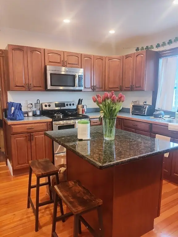 933 E Broadway, Boston, MA 02127 - Image #3