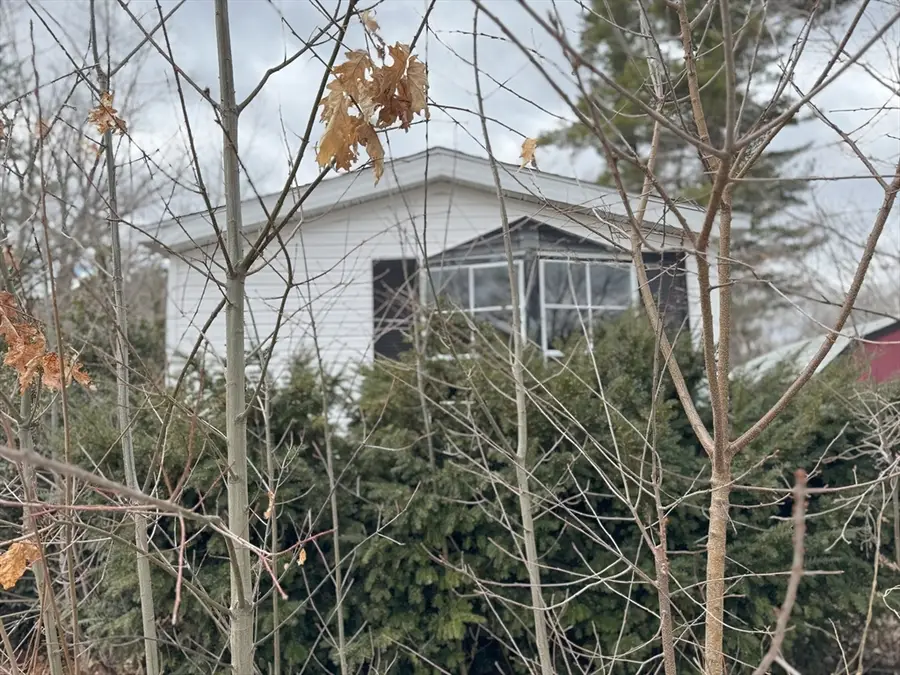 3 Adams St, Salisbury, MA 01952 - Image #3