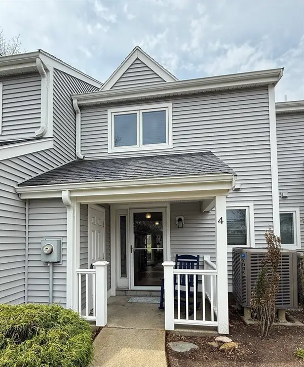 4 Westcliff Dr. #Golfview, Plymouth, MA 02360