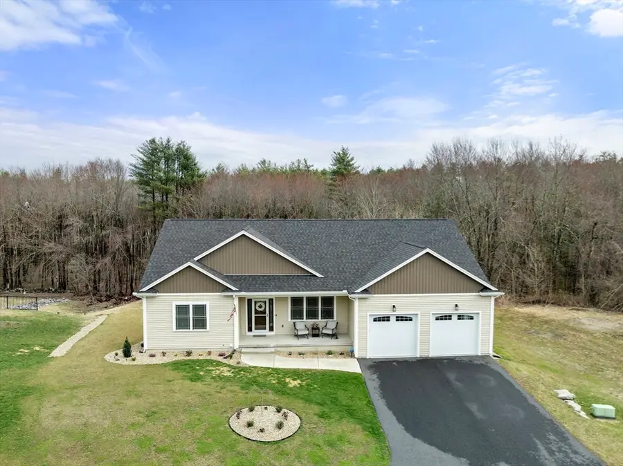 17 Sunny Crest Ln, Belchertown, MA 01007 - Image #2