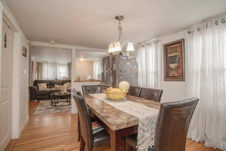 39 Huntington St, Brockton, MA 02301 - #3