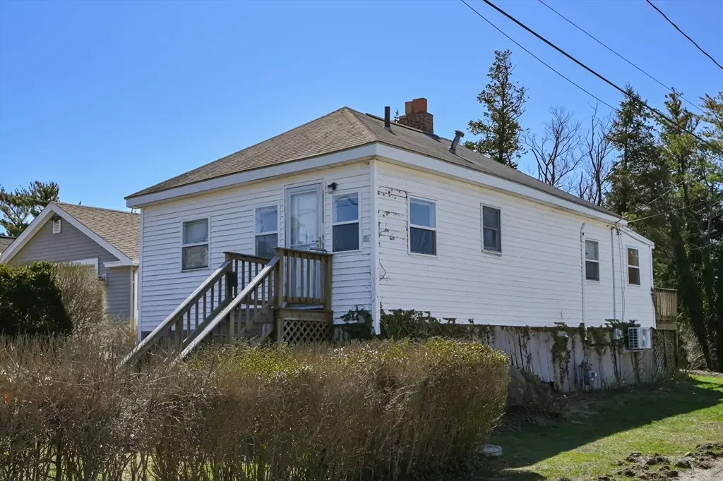 23 Wyola Rd, Hull, MA 02045 - Image #1