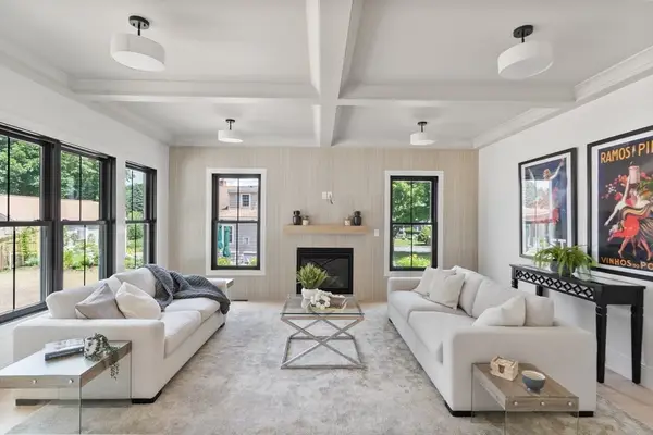 5 Oakridge Ave., Natick, MA 01760