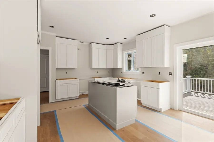 260 Massapoag Ave, North Easton, MA 02356 - Image #3