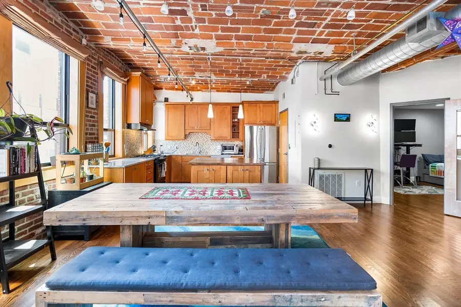 121-123 Beach St #801, Boston, MA 02111 - Image #2