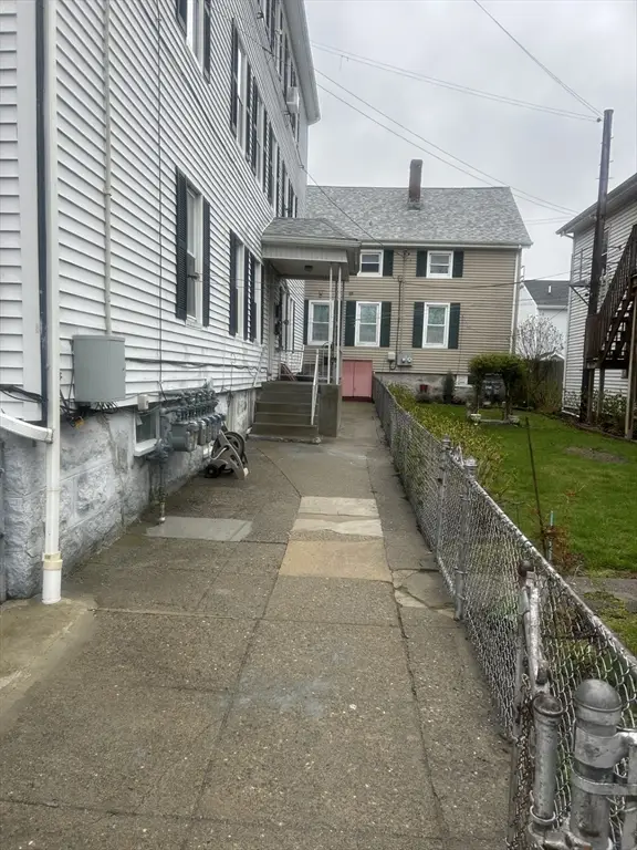 82 Wellington Street, Fall River, MA 02720 - Image #2