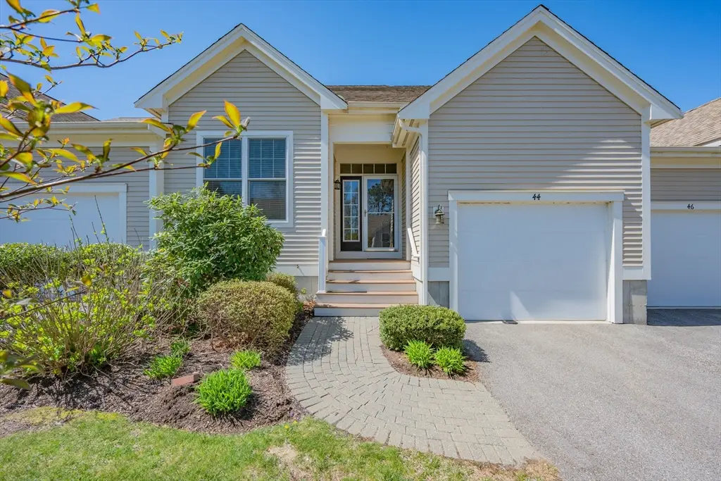 44 Twin Oaks Dr #44, Mashpee, MA 02649 - Image #1