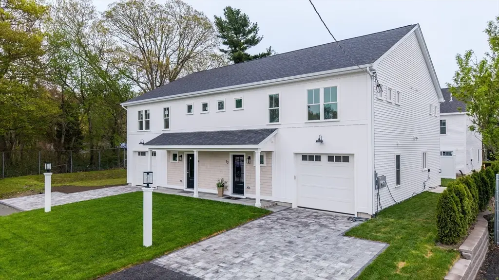 14 Hayes St #1, Acushnet, MA 02743 - Image #1