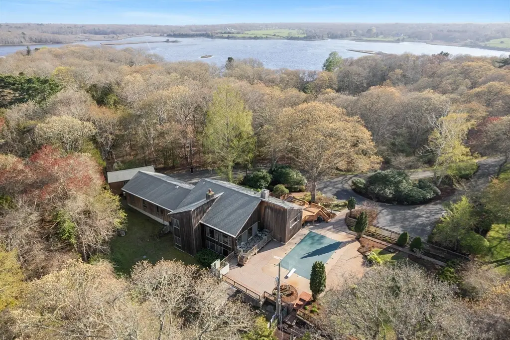 16 Wadsworth Ln, Dartmouth, MA 02748 - #1