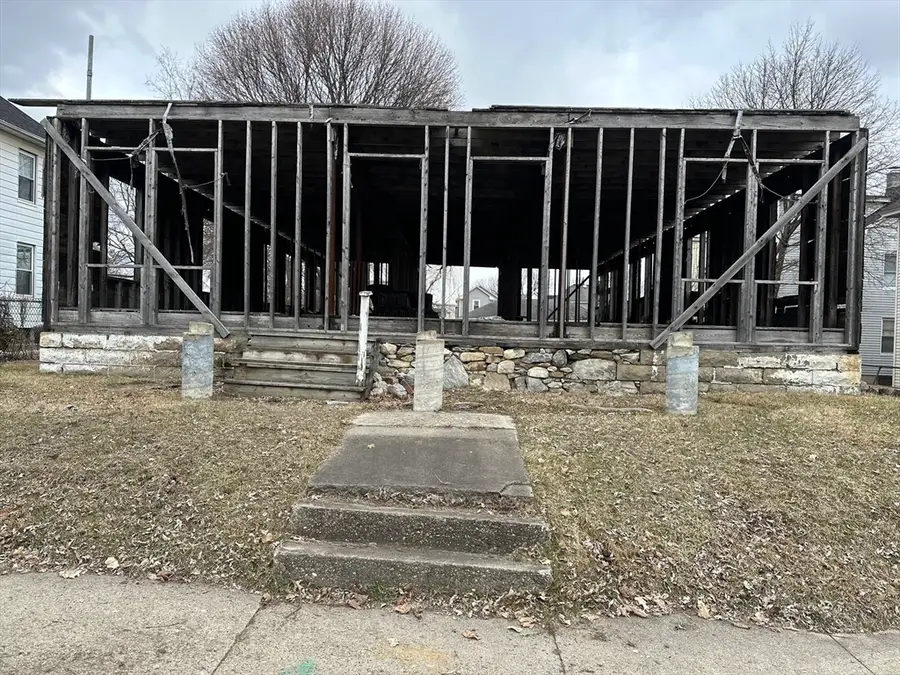 48 Brown St, Pittsfield, MA 01201 - Image #3