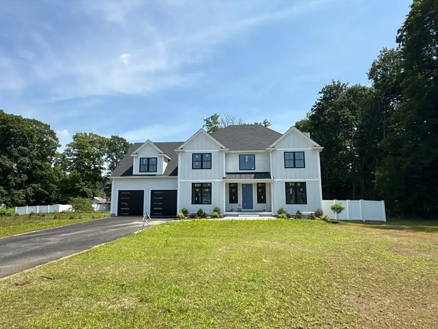 14 Earle Stewart Ln, Wrentham, MA 02093 - Image #2