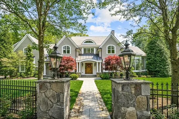 99 Old Colony Rd, Wellesley, MA 02481