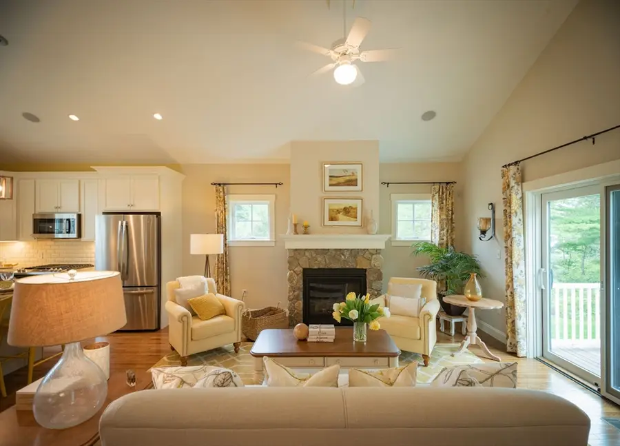 12 Wisteria Rd, Plymouth, MA 02360 - Image #2