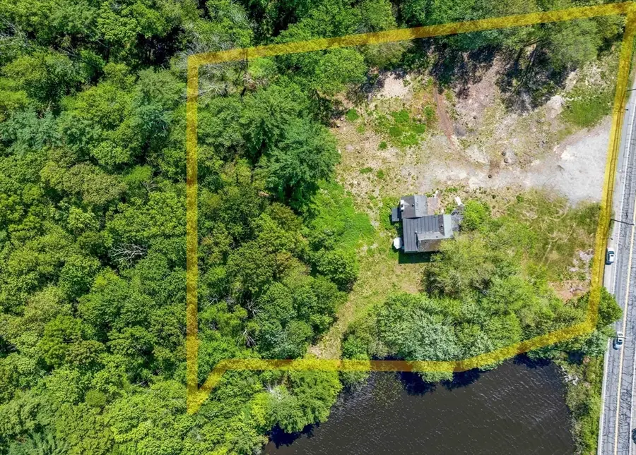 93 Mansfield Ave, Norton, MA 02766 - #3