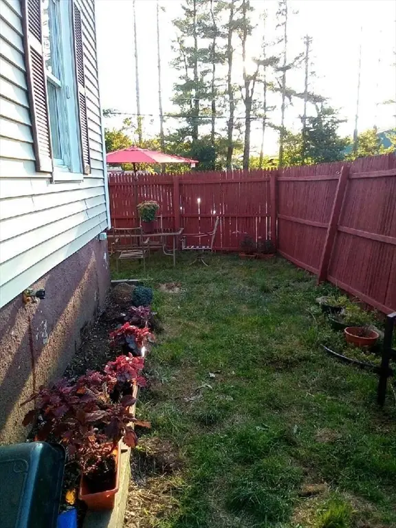 6 Elm St, Barre, MA 01005 - Image #3