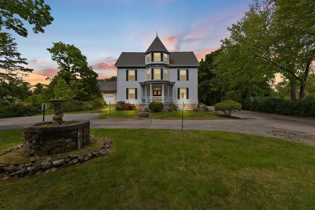 543 Newport Ave, Attleboro, MA 02703 - Image #1