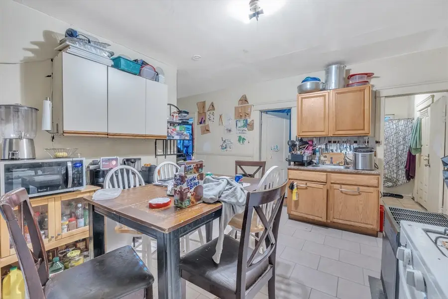 215 Beacon St, Worcester, MA 01610 - Image #3