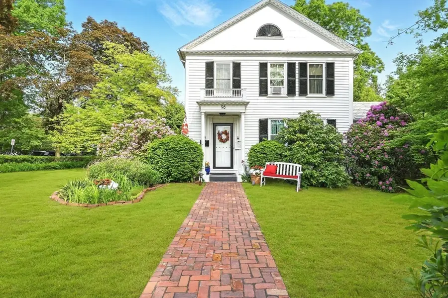 96 College St, South Hadley, MA 01075 - #2