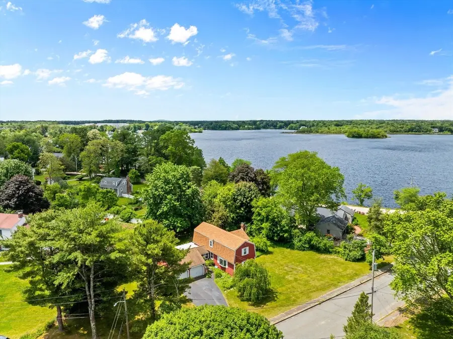 29 Saddle Dr, Bridgewater, MA 02324 - Image #3