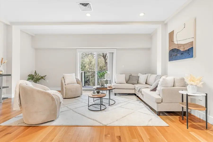 321 Hammond Pond Parkway #103, Chestnut Hill, MA 02467 - #2