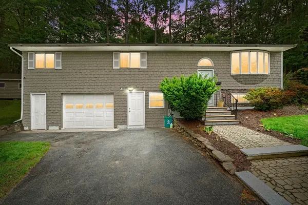 44 Drexel St, Worcester, MA 01602