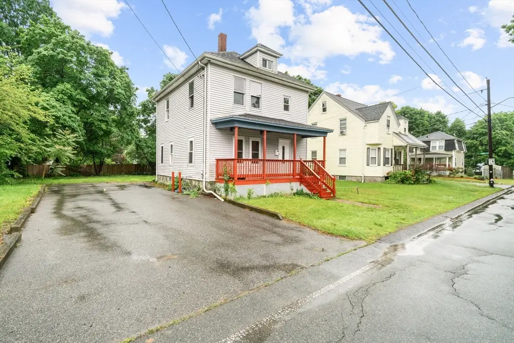 222 Menlo St, Brockton, MA 02301 - Image #1