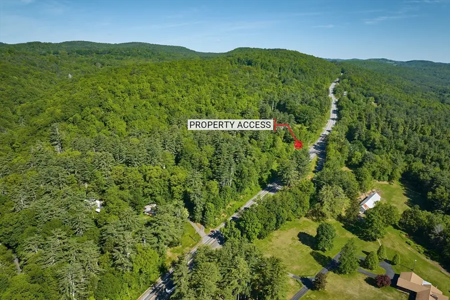 414 Mohawk Trl, Greenfield, MA 01301 - Image #3