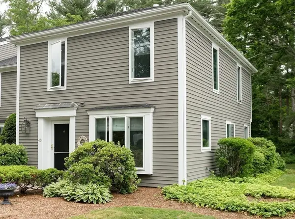 40 Bay Farm Rd #40, Duxbury, MA 02332
