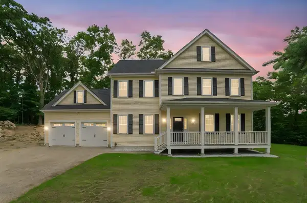 3 Hillside Ave, Westford, MA 01886