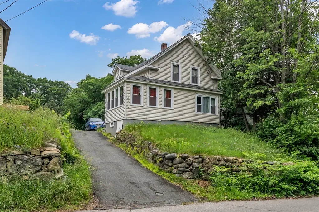 631 Chestnut St, Athol, MA 01331 - Image #1