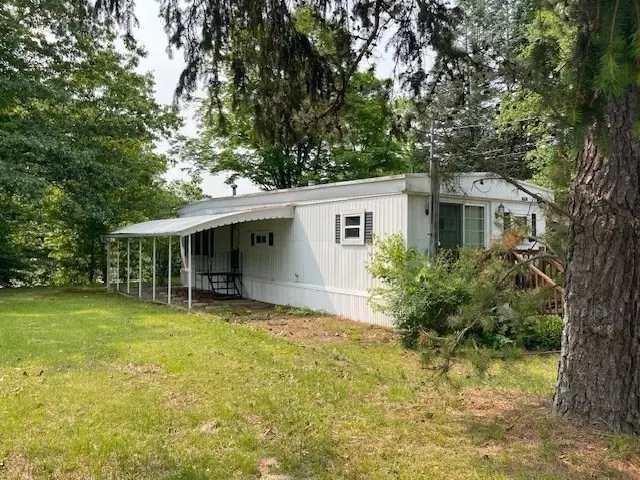 4 Center, Brimfield, MA 01010 - #1