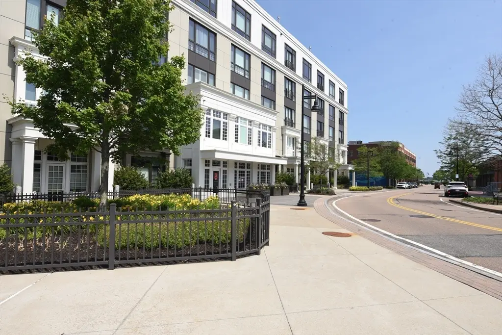 10 Shipyard Drive #313, Hingham, MA 02043 - Image #1