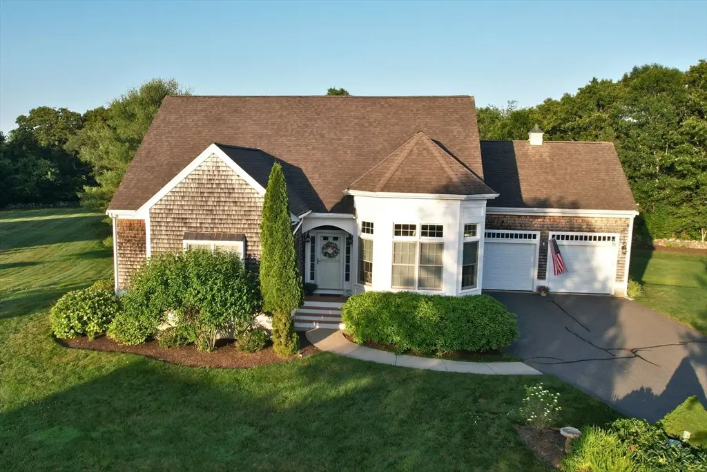 75 Country Way #75, Dartmouth, MA 02748 - Image #1