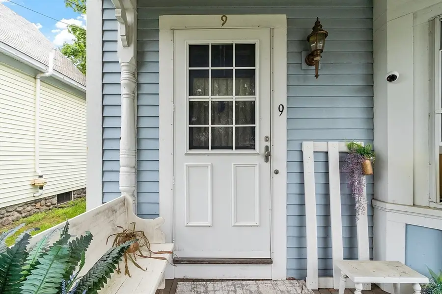 9 Pleasant St, Lunenburg, MA 01462 - Image #3