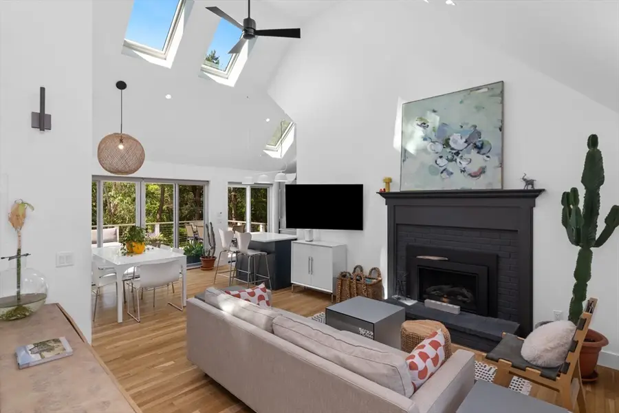 42 Bayberry Ave, Provincetown, MA 02657 - Image #2