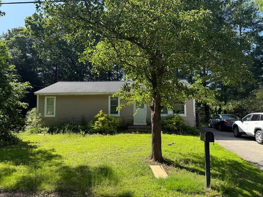 106 Peach St, Barre, MA 01005 - #2