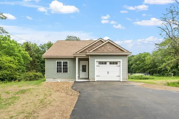 572 Pleasant St, Athol, MA 01331