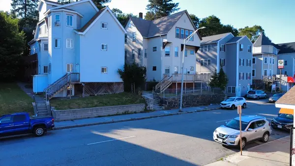 87 W Boylston St, Worcester, MA 01606